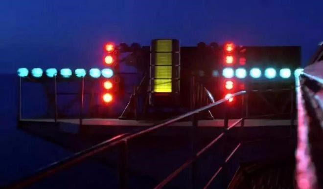 Tiêm kích hạm: Loại máy bay chỉ vài quốc gia sở hữu - Hình 12 Tiem kich ham: Loai may bay chi vai quoc gia so huu-Hinh-12