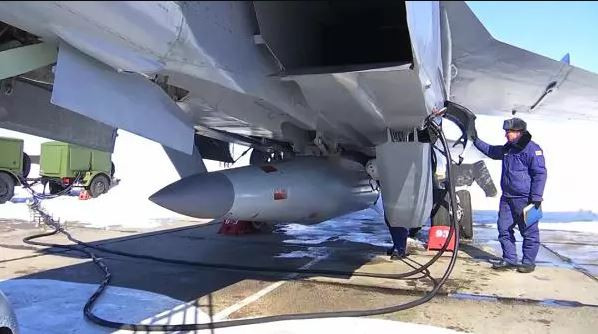 Ukraine tuyen bo ha ten lua Dagger, Patriot duoc dua vao tham chien-Hinh-3