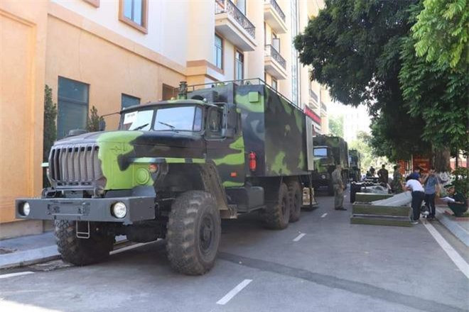 Nhiều vũ khí và khí tài tiên tiến được sản xuất loạt lớn để trang bị cho các đơn vị huấn luyện và sẵn sàng chiến đấu, được bộ đội ta - những người dùng trực tiếp đánh giá rất cao là minh chứng rõ nét nhất về sự bứt phá của ngành công nghiệp mũi nhọn này. 