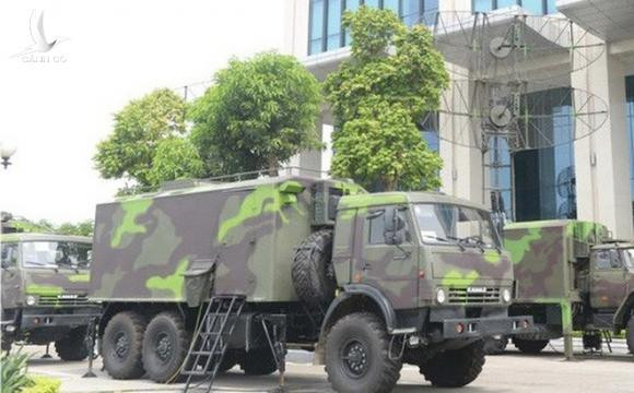 Càng vui hơn nữa khi bài viết nhan đề “Khát vọng làm chủ công nghệ thiết bị quân sự của Việt Nam” đăng trên báo Nhân dân điện tử, cho chúng ta biết radar “made in Vietnam” đã được xuất khẩu sang một số nước.