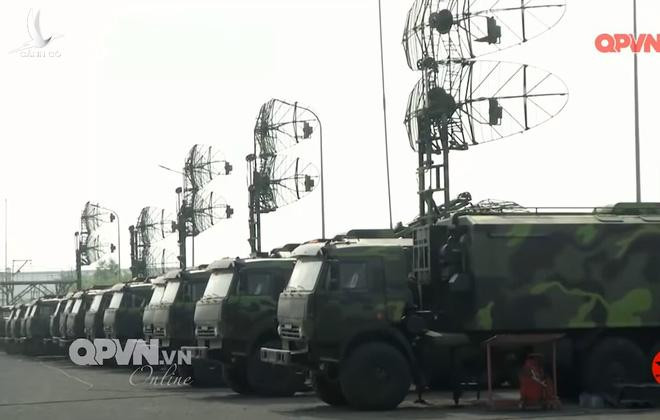 Không hề ngạc nhiên khi radar là sản phẩm đầu tiên có hàm lượng công nghệ cao, hiện đại ngang tầm khu vực và thế giới do chính bàn tay khối óc của những chuyên gia tâm huyết và khát khao cháy bỏng vươn lên của Việt Nam, được xuất khẩu ra nước ngoài.