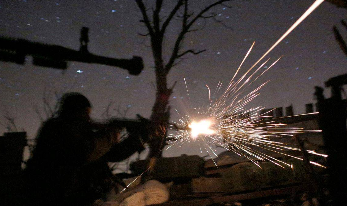 Lữ đoàn 28 Ukraine đối đầu với vệ binh Chechnya tại Bakhmut Lu doan 28 Ukraine doi dau voi ve binh Chechnya tai Bakhmut