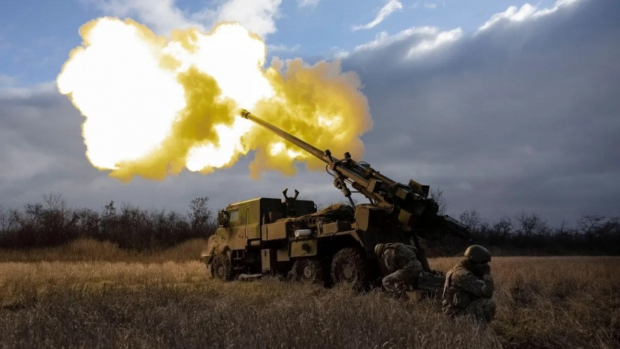 Theo phóng viên chiến trường nổi tiếng của Nga Evgeny Poddubny giải thích, hiện RFAF ở Nam Donetsk vẫn có đủ lực lượng và nguồn lực để phòng thủ ổn định. Đặc biệt là số lượng UAV FPV, pháo binh tầm xa, khí tài trinh sát và thông tin tình báo. Do đó, mọi thứ không hề dễ dàng cho quân Nga tại đây.