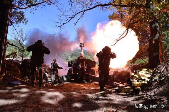 Các xí nghiệp công nghiệp tại Sieverodonetsk và Lisichansk đều được xây dựng từ thời Liên Xô, dưới lòng đất đều có hệ thống hầm trú ẩn, có thể tránh được bom. Quân đội Ukraine muốn lặp lại lịch sử huyền thoại của nhà máy thép Azovstal tại Mariupol.