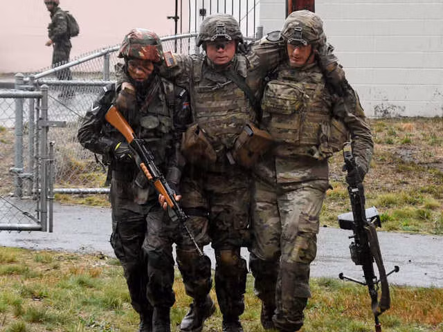 Các khoa mục huấn luyện sẽ được tiến hành trong thời tiết lạnh giá, như sơ tán y tế bằng đường hàng không, huấn luyện leo núi, tiêu diệt mục tiêu bằng vũ khí nhỏ và một bài tập huấn luyện trinh sát thực địa ở vùng núi JBER. 