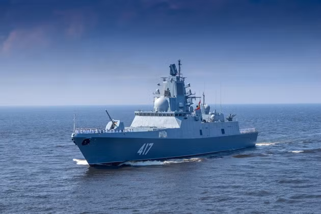 Không chỉ tăng cường lực lượng ở biên giới phía Tây, Nga xác nhận kế hoạch triển khai căn cứ quân sự ở Cuba và Venezuela, khi Ngoại trưởng Nga Sergei Lavrov đã xác nhận ý định triển khai một lực lượng lớn quân đội Nga trên lãnh thổ của các quốc gia Mỹ Latinh, nơi được coi là “sân sau” của Mỹ.