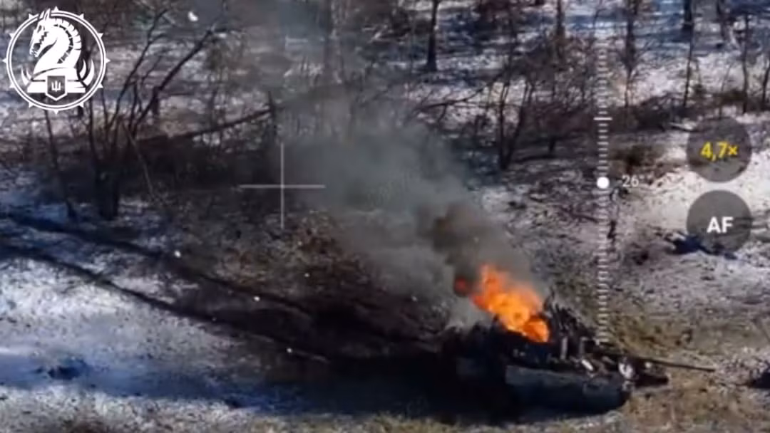 Có tin cho rằng, AFU đã huy động một mũi xung kích quy mô lớn cho cuộc tấn công đầu năm, tuy nhiên ngay trước khi hành động, họ đã bị đối phương phát hiện, tập kích hỏa lực vào khu vực tập trung quân, loại khỏi vòng chiến tới 50 xe thiết giáp và nhiều quân số. 