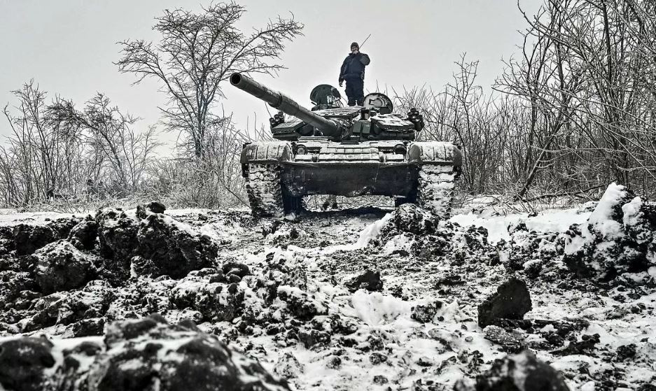 Kênh Military Summary đưa tin, RFAF chẳng những đánh bại nỗ lực tấn công mới nhất của AFU ở Kursk, mà còn phản đòn, vượt biên giới tiến vào khu vực tỉnh Sumy ở phía đối diện. Việc tăng cường lực lượng của Nga đang được tiến hành, cuộc tấn công chính thức với quy mô lớn có thể sẽ sớm bắt đầu.