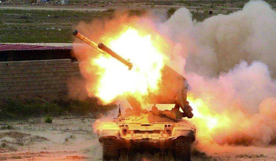 Đồng thời hỏa lực quân Nga tiến hành chế áp hiệu quả khu vực phòng thủ phía tây của Ukraine với chiều sâu 2 km, chiều rộng tới 3 km. Với việc bố trí các đài quan sát ở núi xỉ thải có độ cao 260 m, giúp pháo binh của Nga khống chế các tuyến giao thông của Ukraine trong khu vực.