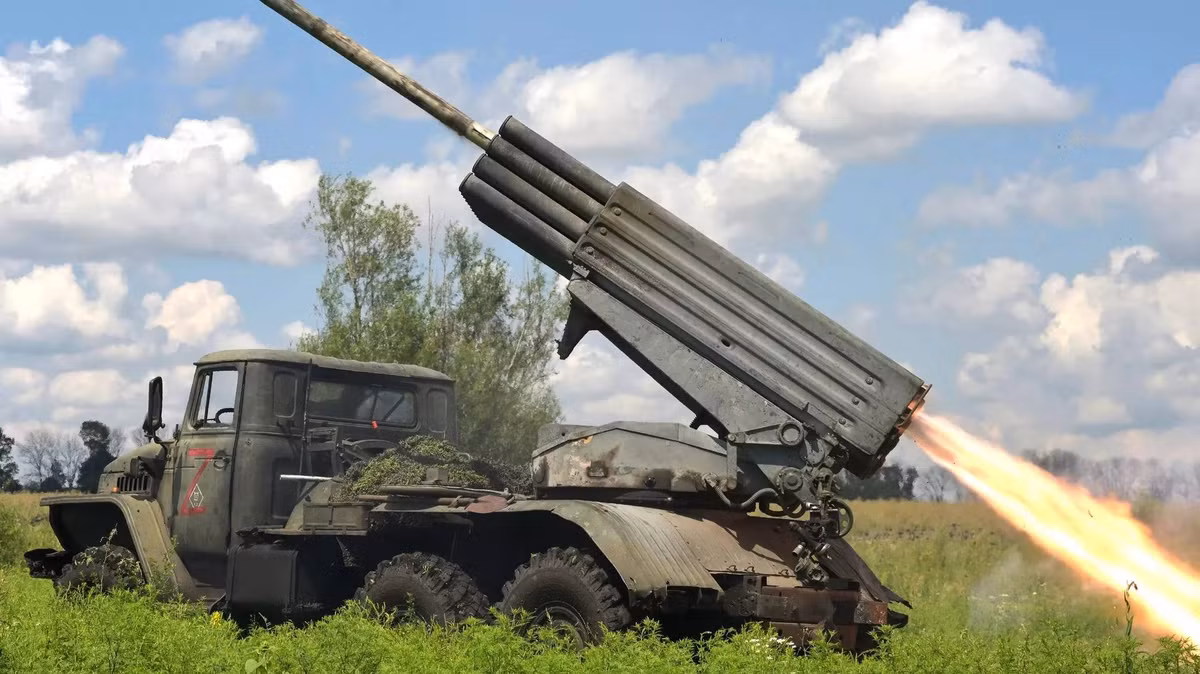 Điều này cho thấy, mục tiêu chiến dịch triệt hạ Avdiivka của Quân đội Nga không chỉ giới hạn ở việc tiêu hao hàng chục nghìn quân dự bị của Quân đội Ukraine, mà là nhanh chóng “nhổ chiếc gai” nằm sát nách “thủ đô Donetsk” của cộng hòa tự xưng Donetsk (DPR). Nơi đã gây khó khăn cho Nga suốt 9 năm qua.