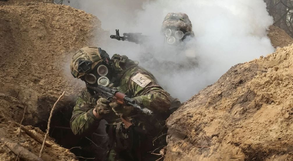 Việc Avdiivka sụp đổ quá nhanh và chỉ huy Quân đội Ukraine tin rằng, quân Nga sẽ không thể tổ chức tiến công ngay sau khi chiếm Avdiivka; hoặc tiếp tục bị cầm chân ở tuyến phòng thủ đầu tiên ở phía tây Avdiivka (khu vực Lastochkino). Tuy nhiên tốc độ tiến công nhanh của quân Nga đã khiến họ bị bất ngờ.