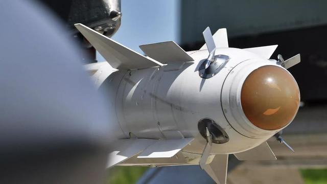 Quân đội Nga tấn công tên lửa, làm tê liệt 2 lữ đoàn Ukraine - Hình 4 Quan doi Nga tan cong ten lua, lam te liet 2 lu doan Ukraine-Hinh-4