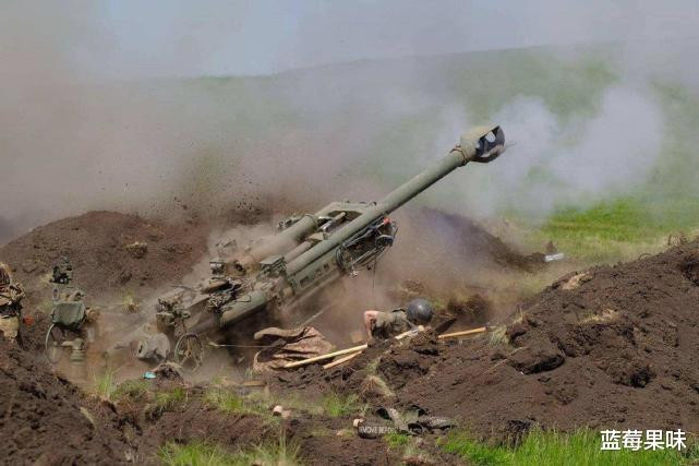 Bây giờ, Quân đội Ukraine rất khó tìm cơ hội tấn công đối thủ, một mặt Quân đội Ukraine không có loại pháo có tầm bắn có khả năng uy hiếp các trận địa pháo Nga; mặt khác, dù có pháo, nhưng họ không đủ đạn để bắn.