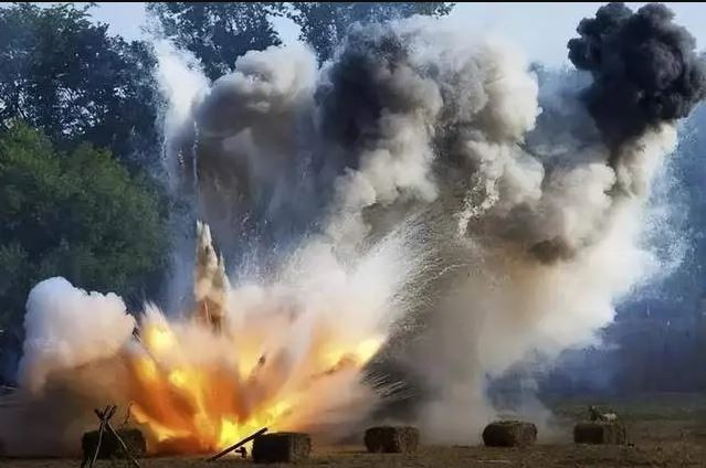 Tuy nhiên tốc độ tấn công vào mặt trận Kharkov chậm lại, không phải là dấu hiệu của sự thất bại của Nga. Ngược lại, điều này cho thấy một cách tiếp cận “không nóng vội” của Cụm quân phương Bắc của Nga, khi tính đến tương quan lực lượng và chuẩn bị cho giai đoạn chính của chiến dịch.