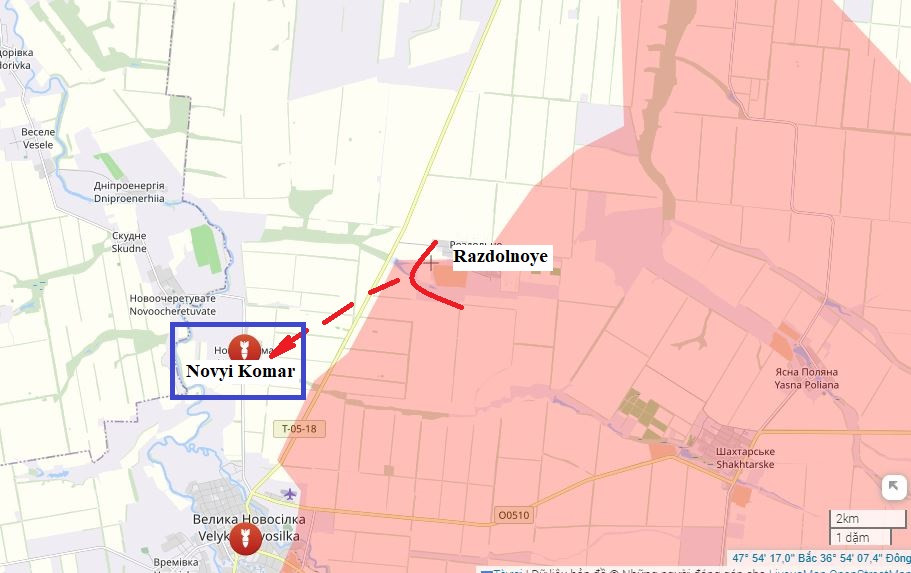 Kênh Muchnoy của Ukraine cũng xác nhận việc mất Razdolnoye và các khu vực xung quanh, khi quân Nga đã nhanh chóng đánh bật quân Ukraine khỏi các vị trí phòng ngự. Việc quân Ukraine để mất làng Razdolnoye sẽ tạo bàn đạp cho quân Nga tiến đến làng Novyi Komar. Tuy nhiên quân Ukraine tại đây có khả năng không giữ được do thiếu quân số. 