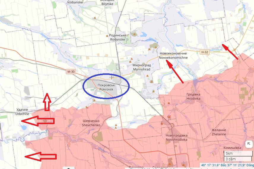 Điều này được chứng minh cụ thể qua đoạn video có gắn định vị địa lý được công bố ngày 12/1, cho thấy quân Nga gần đây đã tiến về phía đông Mirny và chiếm được các vị trí dọc theo trục đường T-0504. Ngoài ra, con đường có ý nghĩa sống còn với Pokrovsk và Mirnograd, là cao tốc M04, hiện các đơn vị Nga chỉ còn cách khoảng 8 km. 