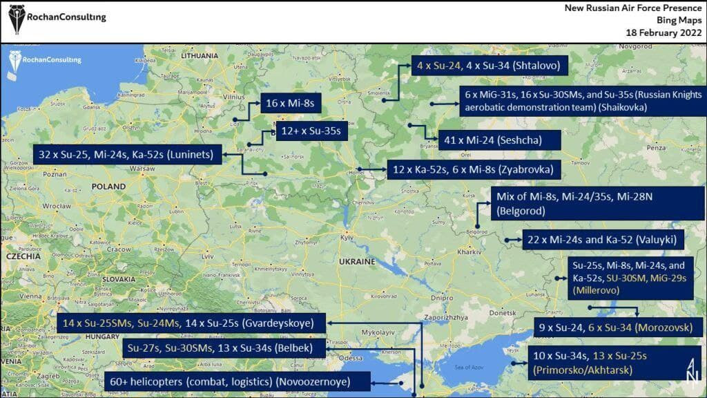 Trên bản đồ được trình bày, người xem có thể thấy ngay những nơi tập trung lực lượng không quân của Nga. Theo những thông tin được công bố, 78 máy bay chiến đấu và trực thăng vũ trang, được triển khai trên lãnh thổ Belarus tại các sân bay Luninets, Baranovichi, Lida và Zyabrovka.