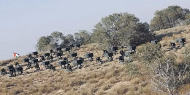 Tuy nhiên, chiến thuật phóng tên lửa của Hamas vào thời điểm đó không phải là không có tác dụng; họ vẫn có thể gây thương vong cho người Israel. Theo thời gian, công nghệ sản xuất và sử dụng tên lửa của Hamas cũng ngày càng được cải tiến, nên một số tên lửa mới đã được sử dụng trong cuộc tấn công này;
