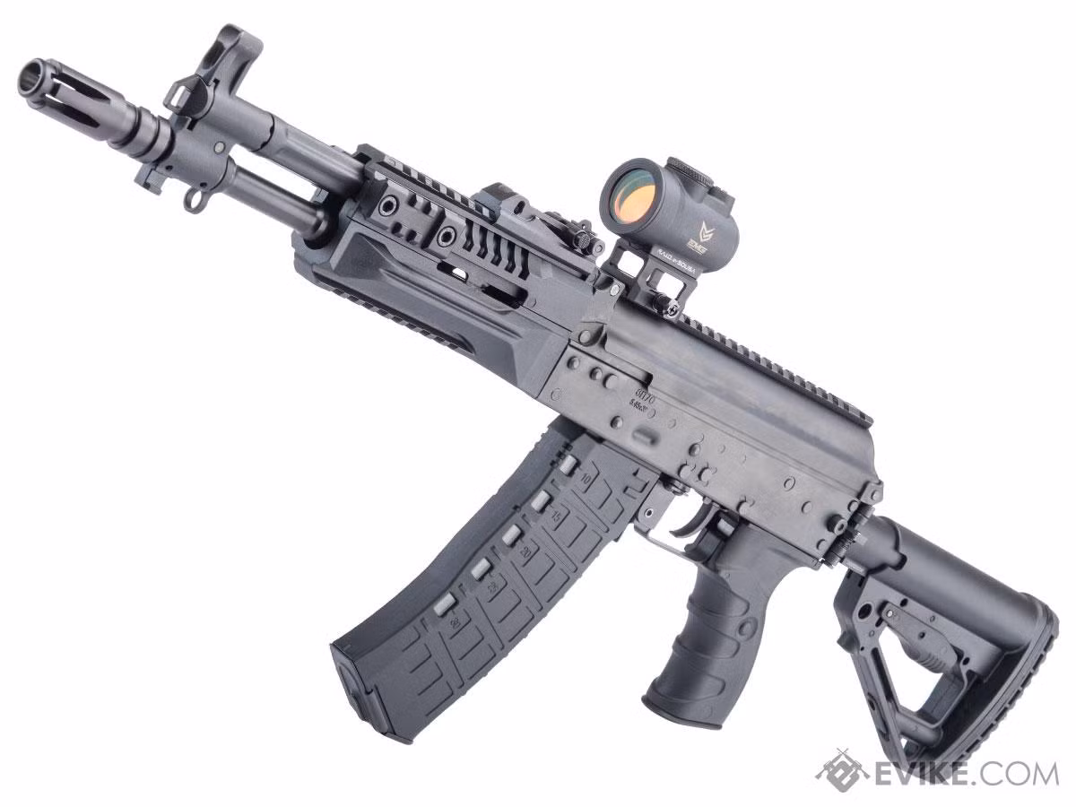 Thứ hai, AK-19 CQB về cơ bản áp dụng thiết kế cải tiến của AK-12M1 và thay thế cần gạt hạn định cách bắn truyền thống, bằng lẫy gạt ở cả hai mặt, có thể sử dụng bằng cả tay trái và tay phải.