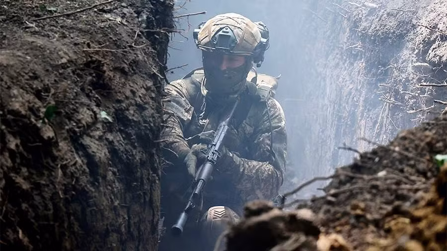 Một chỉ huy tiểu đoàn bộ binh cơ giới thuộc Quân đoàn 44 của Nga có mật danh là "Horizon" nói với hãng tin Nga TASS rằng, bộ phận trinh sát vô tuyến của đơn vị đã chặn được các cuộc gọi vô tuyến của Quân đội Ukraine và phát hiện ra rằng, có nhiều lính đánh thuê Ba Lan đang chiến đấu ở Kursk.