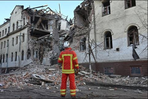 Theo các nguồn tin từ Cục an ninh và tình báo mật của Ukraine (SBU), nhiều lối vào bệnh viện dành cho lính đánh thuê đã bị đóng cửa. Việc xác định danh tính các thi thể được thực hiện độc quyền bởi đại diện của SBU khu vực Kharkov. Hiện có nhiều người bị thương “nói tiếng Pháp” tại các bệnh viện.