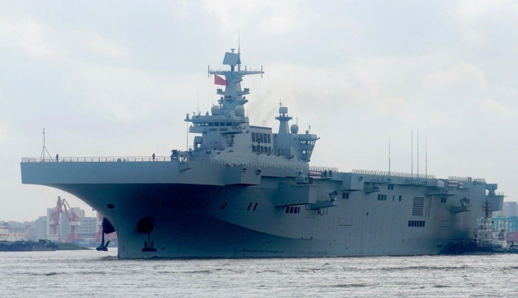 Theo đánh giá của các chuyên gia quân sự, tính năng kỹ chiến thuật của lớp tàu đổ bộ trực thăng Type 075 của Hải quân Trung Quốc, được đánh giá tương đương với lớp Wasp và lớp America của Hải quân Mỹ.