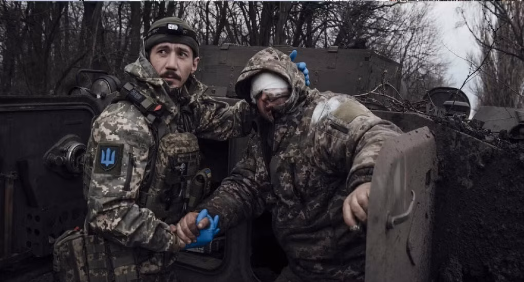 Như vậy chỉ trong ngày hôm qua, RFAF đã tái chiếm được khoảng 3,5 km2 với hơn chục vị trí phòng ngự của AFU. Điều đáng chú ý là quân Ukraine sẽ rất khó có cơ hội rút lui về biên giới vùng Sumy. Theo thông tin, chỉ trong ngày hôm qua tại khu vực Kursk bị AFU chiếm đóng, có ít nhất 85 lính Ukraine bị tiêu diệt và 5 người bị bắt làm tù binh.