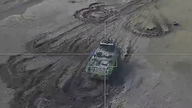 Mới đây một hệ thống phòng không tầm thấp tự hành Stormer HVM của Anh viện trợ cho Ukraine, đã bị UAV tự sát Lancet của Nga đánh trúng. Trang mạng BulgarianMilitary đã dẫn thông tin từ nguồn tài khoản Twitter UAWeapons vào ngày 11 tháng 3.