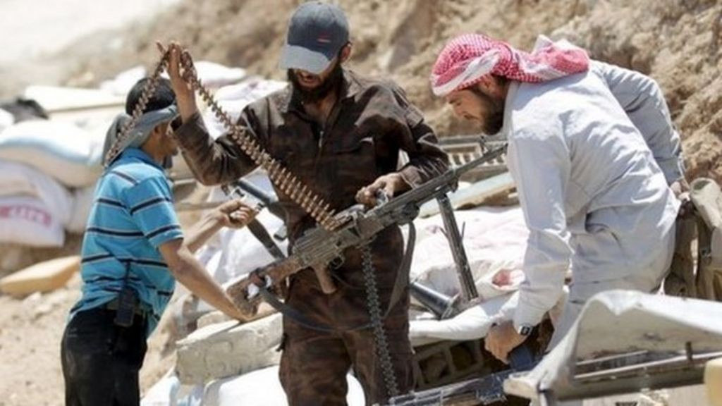 Theo đánh giá của đoạn video được trình chiếu, có khoảng một nghìn quân nổi dậy, cùng ô tô và nhiều loại vũ khí khác nhau, ở trong một khu vực tương đối hẹp. Nhóm phiến quân này đã thách thức Nga tiến hành các cuộc tấn công bằng tên lửa hành trình Kalibr và đạn đạo Iskander.