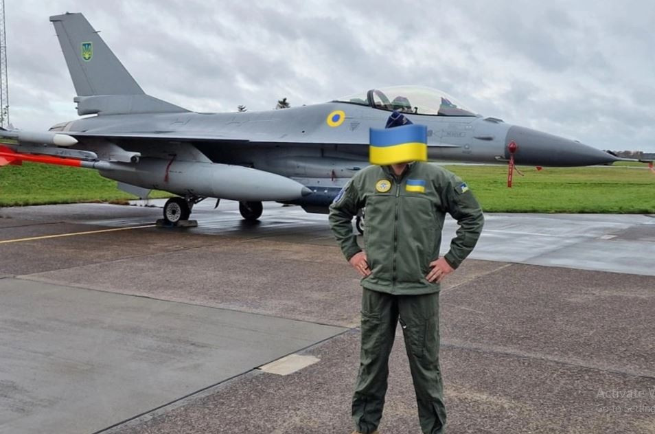 Theo báo cáo, tướng Brown có kế hoạch nhanh đưa số phi công máy bay chiến đấu F-16 đầu tiên của Ukraine, đã hoàn thành huấn luyện vào chiến đấu trong tháng 6. Nhiệm vụ của họ là thử nghiệm hệ thống chiến đấu do Không quân Ukraine xây dựng, buộc lực lượng hàng không tiền tuyến của Nga phải rút lui. 