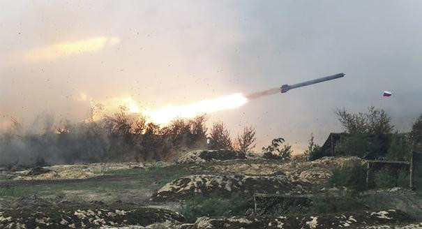 Với việc Quân đội Nga đưa radar Sky-T vào chiến trường Ukraine, đánh dấu loại khí tài trinh sát này được thử nghiệm trong môi trường thực chiến ác liệt, với nhiệm vụ phát hiện các vụ phóng tên lửa và UAV của Quân đội Ukraine, để các hệ thống đánh chặn và không quân Nga nâng cao hiệu quả tác chiến.