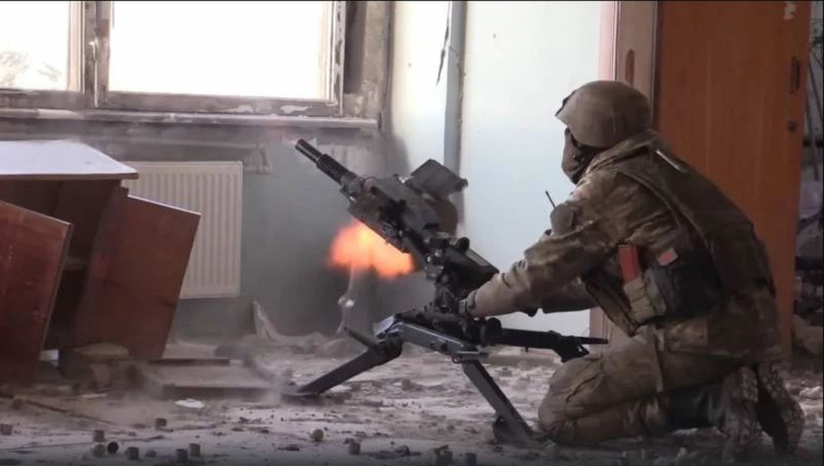 Quan doi Ukraine tim cach vuot qua “rang rong” cua Nga-Hinh-5