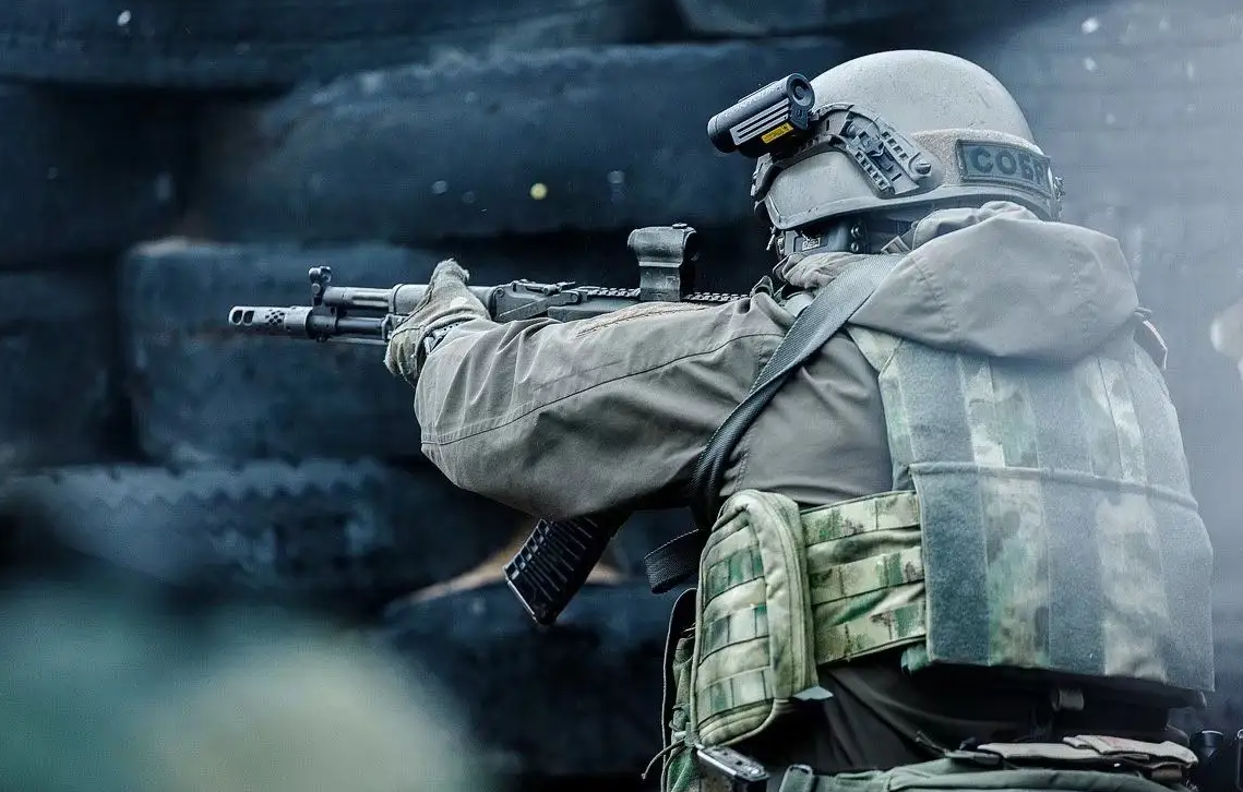 Về vấn đề này, giới quân sự bên ngoài tin rằng, đây mới là Quân đội Nga thực sự, và đây là chiến lược và chiến thuật mà Nga nên có. 