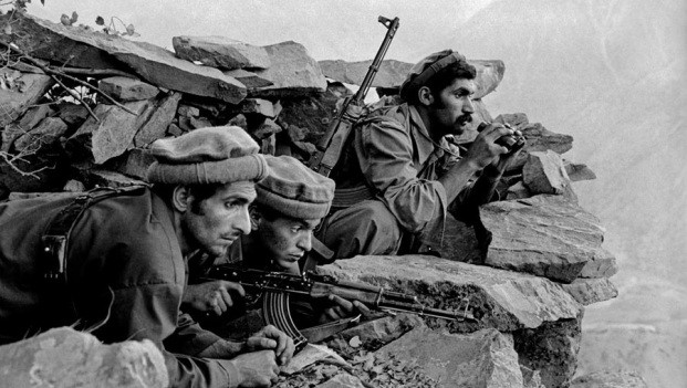 Nhắc đến Afghanistan, đó là một đất nước rất hỗn loạn. Trong lịch sử, bất kỳ lực lượng nào muốn xâm lược Afghanistan đều phải đối mặt với một trở ngại lớn: địa hình hiểm trở, tôn giáo phức tạp và chiến tranh du kích giữa các bộ lạc khác nhau.