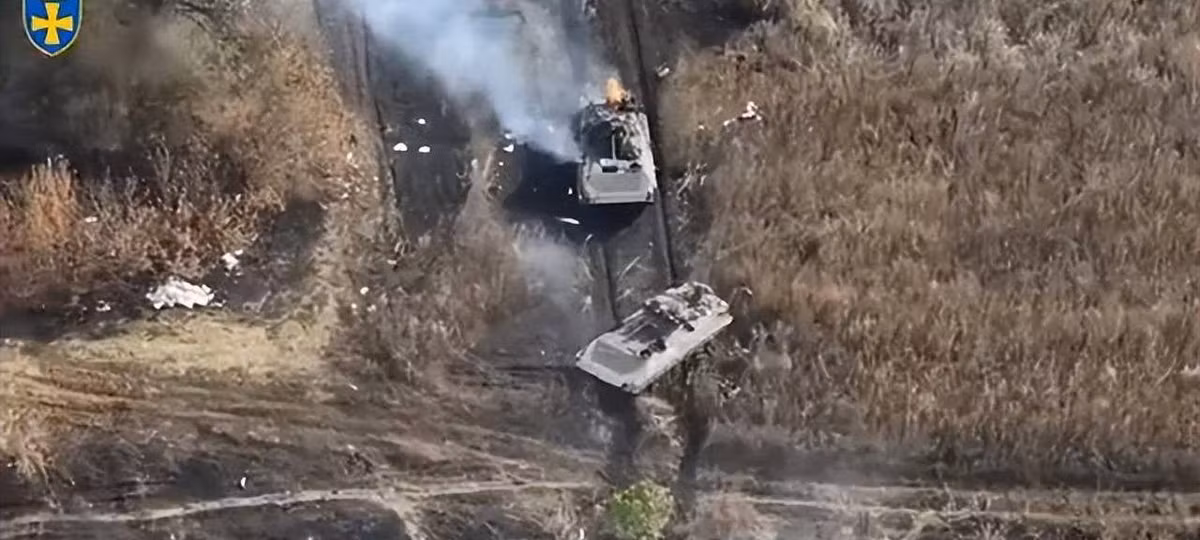 Hiện quân Ukraine đang cố gắng làm kiệt sức quân Nga tấn công, như đã làm trước đây ở Bakhmut hoặc Soledar. Trong các hoạt động phòng thủ, quân đội Ukraine đã nhiều lần sử dụng các nhà máy công nghiệp để biến thành các cứ điểm. Ví dụ như Nhà máy chế biến kim loại màu Bakhmut và Nhà máy thép Azovstal ở Mariupol. 