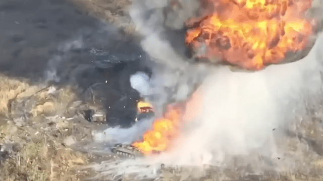 Sự không cân xứng này sẽ tạo ra ấn tượng rằng, Nga có thể dễ dàng chọc thủng hệ thống phòng thủ của Ukraine. Nhưng có thông tin cho rằng, quân Nga đã chịu tổn thất nặng nề trong hai cuộc tấn công quy mô lớn đầu tiên vào Avdiivka (ngày 10 và 19/10), nhưng thông tin có đúng hay không vẫn chưa được xác nhận. 