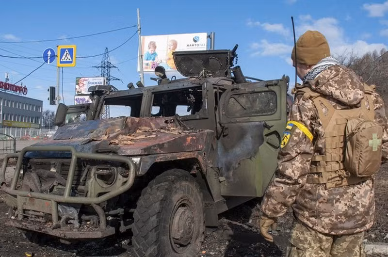 Bài học chiến trường của Quân đội Nga cho thấy, không được dùng quân trang bị nhẹ để đối đầu với tuyến phòng ngự phía trước được bố trí chặt chẽ của địch; chứ đừng nói là để quân trang bị nhẹ, đối đầu với quân trang bị nặng của địch, nếu không kết quả sẽ không mấy khả quan.