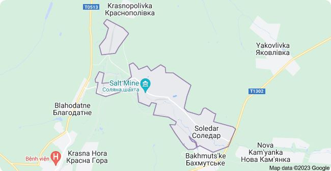 Phóng viên quân đội Nga Alexander Simonov đưa tin, sau khi quân đội Nga và lực lượng lính đánh thuê Wagner của Nga tràn ngập thị trấn chiến lược Soledar, nằm ở phía đông bắc và cách thành phố Bakhmut 11km; họ đã tiến hành trinh sát các lối đi ngầm phức tạp của mỏ muối Soledar.