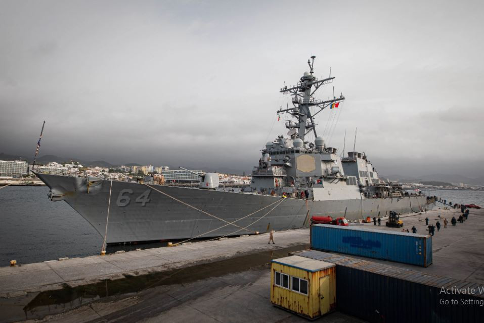 Trong các hoạt động phòng không, Hải quân Mỹ phải sử dụng một số lượng lớn các loại tên lửa đánh chặn các loại. Hãng tin Mỹ CNN cho biết, tàu khu trục mang tên lửa dẫn đường lớp Burke USS Kani (DDG-64) của Hải quân Mỹ đã trở về nước, sau khi được triển khai ở Biển Đỏ, Vịnh Aden và các vùng biển khác trong 7 tháng và tham gia 51 trận đánh với lực lượng vũ trang Houthi.