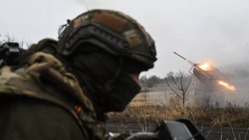 Kênh Readovka cho biết, quân Nga đã tiến hành một loạt các cuộc đột phá thành công trên khu vực phía bắc Chasov Yar. Cụ thể, trong khu vực phía bắc của Chasov Yar, quân Nga đang giao tranh dữ dội với quân Ukraine trong thành phố. 