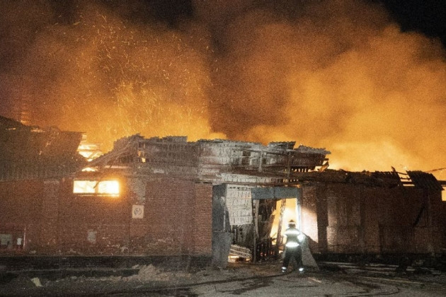 Bằng cách phát động một cuộc tấn công khốc liệt chưa từng có và chiếm thêm đất, Nga buộc Ukraine phải từ bỏ ảo tưởng về Mỹ và NATO và cuối cùng ngồi vào bàn đàm phán theo những điều kiện của Nga.