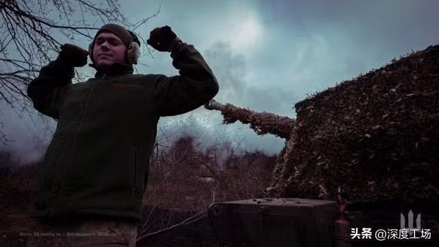 "Châu Âu không thể thay thế được viện trợ của Mỹ", ông Romanenko nói thêm. Còn Nikolai Mitrokhin, một nhà nghiên cứu tại Đại học Bremen (Đức), cũng được kênh truyền hình Qatar trích dẫn, nói thêm rằng nguồn cung cấp hiện tại của Mỹ nếu sử dụng tiết kiệm, cũng không thể kéo dài quá "giữa mùa hè" hoặc "mùa thu". 