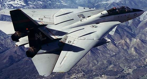 F-14 là một trong những máy bay chiến đấu linh hoạt nhất trong biên chế của Hải quân Mỹ vào thời điểm đó, hoạt động như một máy bay chiến đấu chiếm ưu thế trên biển, máy bay đánh chặn phòng thủ của hạm đội và một phương tiện trinh sát chiến thuật trên không.