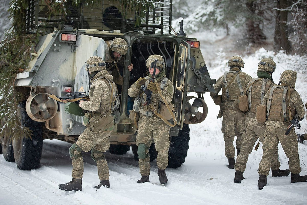 Lữ đoàn loại bỏ một tiểu đoàn xe bọc thép, nhưng lại bổ sung thêm nguồn lực để tăng thêm khả năng chiến đấu và phù hợp với điều kiện chiến trường. Rõ ràng, sự tái tổ chức của họ không làm họ yếu đi, mà chỉ làm cho họ mạnh hơn.