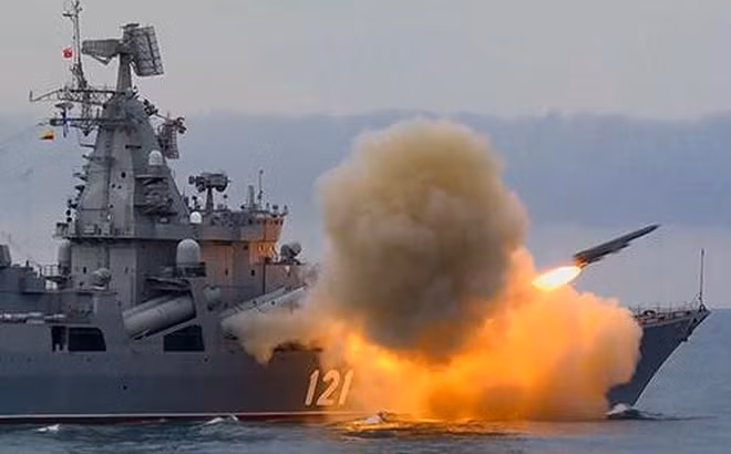 Tuy nhiên sau đó Phó Cục trưởng Cục tác chiến, Bộ Tổng tham mưu Quân đội Nga Stanislav Gadzhimagomedov “giải thích thêm” đó là, bất kỳ quyết định nào như vậy sẽ chỉ được đưa ra ở “cấp cao nhất”.