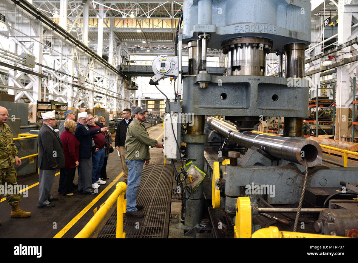 Tờ “Thời báo Tài chính” của Anh đưa tin, 57% máy công cụ CNC nhập khẩu vào Nga “đến từ châu Á”. Mặc dù các máy công cụ CNC này không thể so sánh với các sản phẩm của phương Tây về độ chính xác và chất lượng. Tuy nhiên, chỉ cần sản xuất ra những nòng pháo có thể sử dụng trong chiến đấu là đủ.