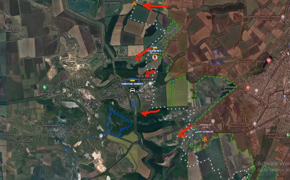 Khi giao tranh tiếp diễn, khu vực do Quân đội Ukraine kiểm soát tại tiểu khu Chasov Yar, ở phía đông kênh đào Severski Donets - Donbass đang bị thu hẹp. Việc thiết lập các đầu cầu của quân Nga ở phía bắc và phía nam đã làm giảm đáng kể hiệu quả phòng thủ của quân Ukraine ở khu vực này.