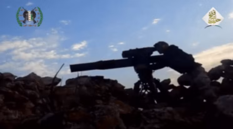 Tháng 11/2017, trên mạng Internet tràn ngập các bức ảnh về một chiếc T-90 bị phá hủy hoàn toàn. Vụ nổ của đạn trong xe quá mạnh, khiến tháp pháo của xe tăng bị thổi bay.