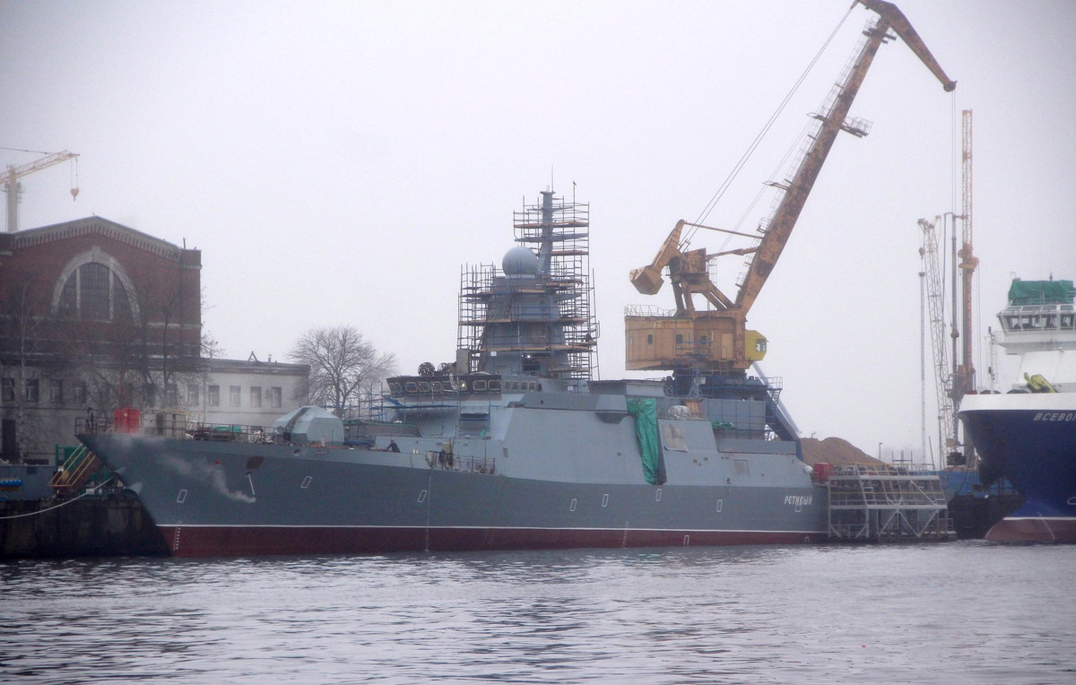 Theo thông tin, đội cứu hộ ban đầu đã khoanh vùng được đám cháy lan rộng, tuy nhiên theo thông tin đến 6h sáng, đội cứu hộ vẫn chưa thể dập tắt hoàn toàn đám cháy trên tàu Provorny.