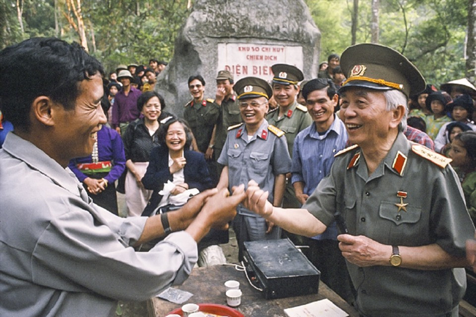 Dai tuong Vo Nguyen Giap qua hoi ky cua nhat bao The Times-Hinh-5